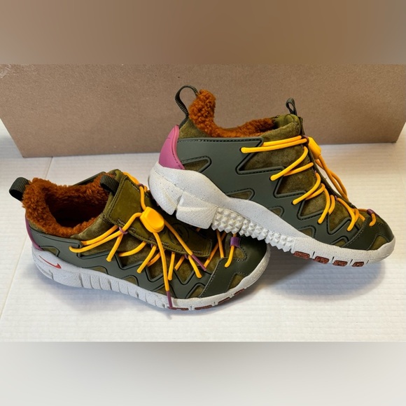Sneakers Release - Nike Free Crater Trail Boot N7 - Picture 7 of 10